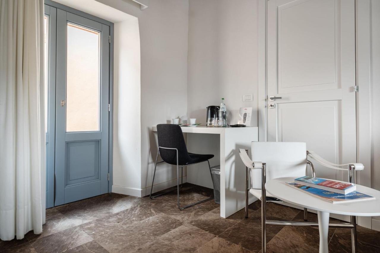 Borgo D'Orlando - Small Country Hotel Mirto  Екстериор снимка